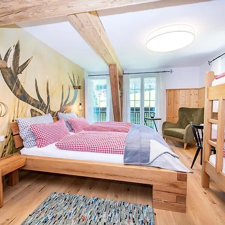 Wuerttemberger Haus - Huette * Hirschegg (Vorarlberg)
