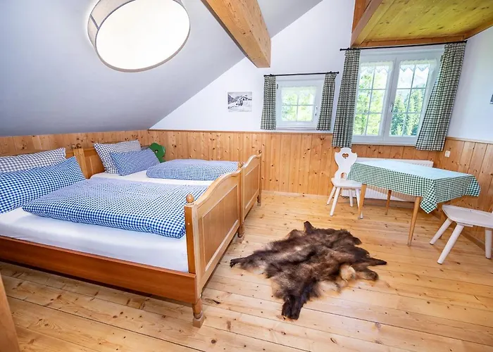 Lodge Wuerttemberger Haus - Huette Hirschegg (Vorarlberg)